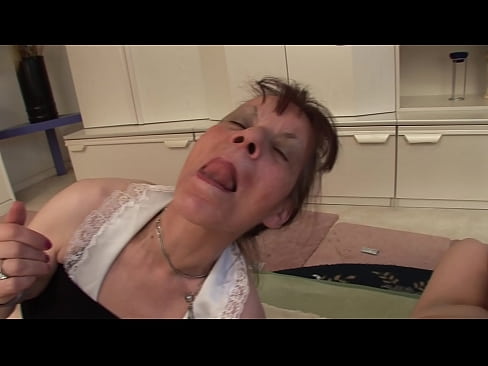 ❤️ Zwee Bomien an ee Grousspapp hunn en Dräier ❌ Fucking Video op lb.befuck-net.ru ❤