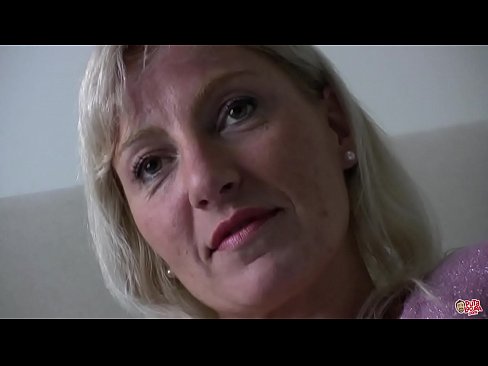 ❤️ D'Mamm, déi mir all gefuckt hunn ... Dame, behuelen Iech! ❌ Fucking Video op lb.befuck-net.ru ❤